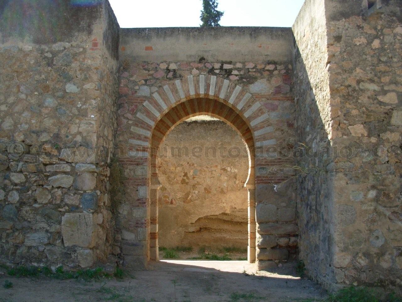 Portada interior de la Puerta de Yelves, Alcazaba de Badajoz