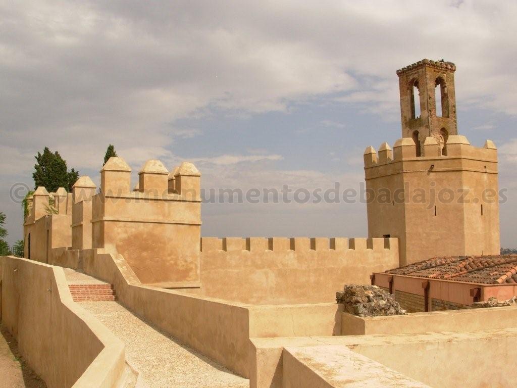 Torre Espantaperros o de la Atalaya, Alcazaba de Badajoz