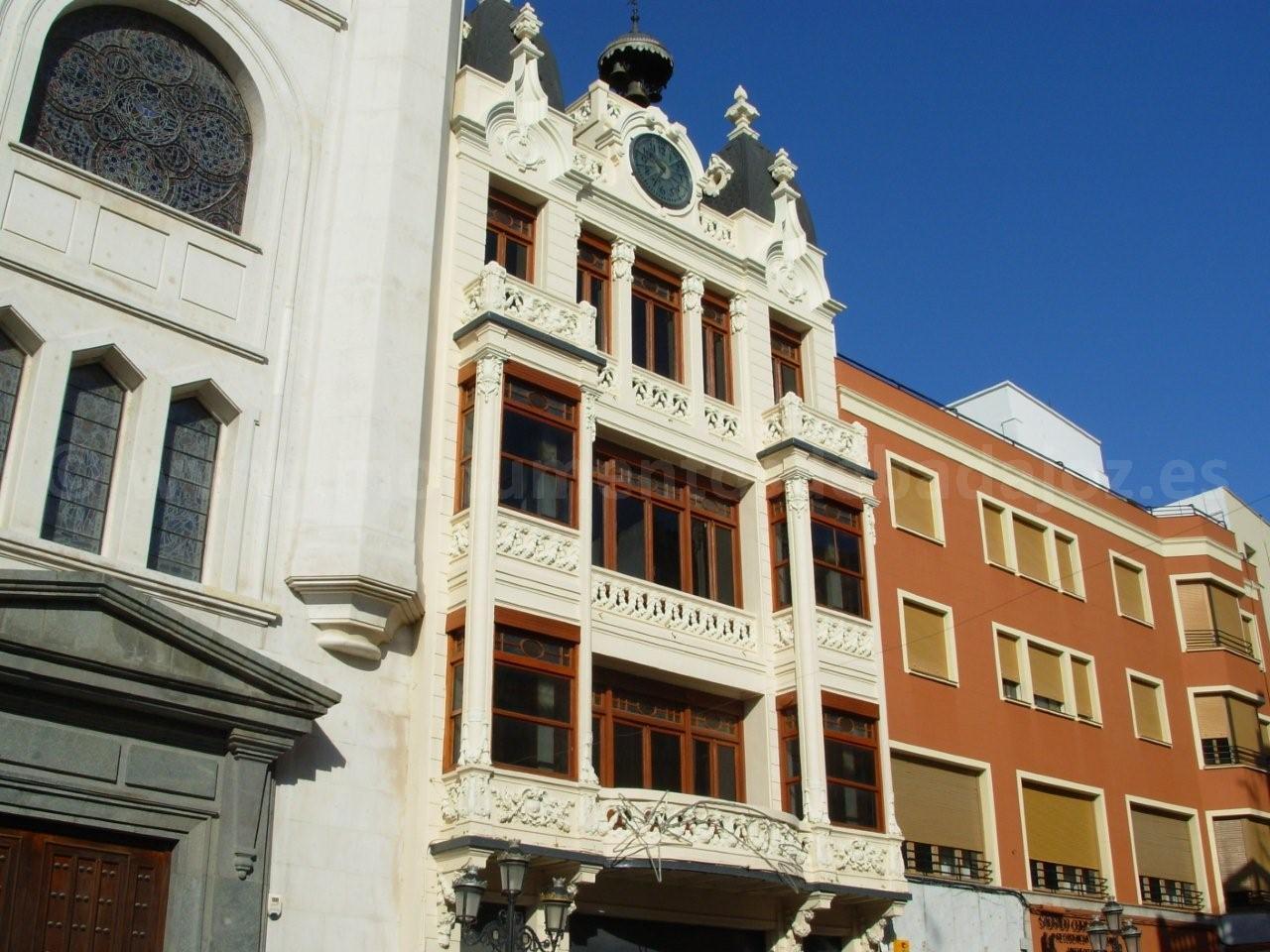 Edificio de Las 3 Campanas, Badajoz