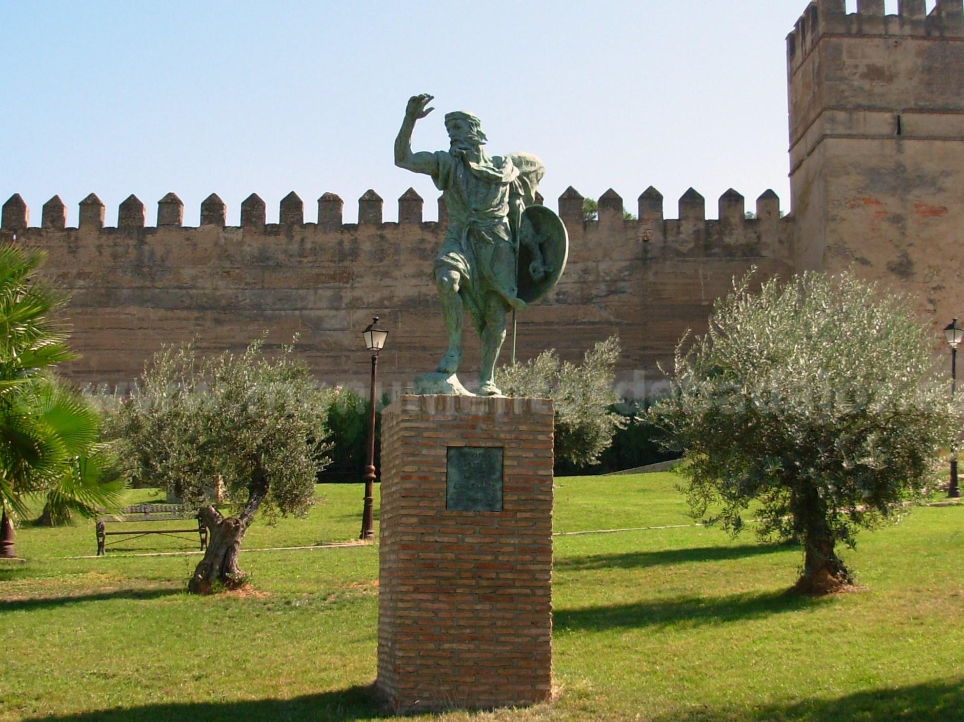Monumento a Ibn Marwan, Badajoz