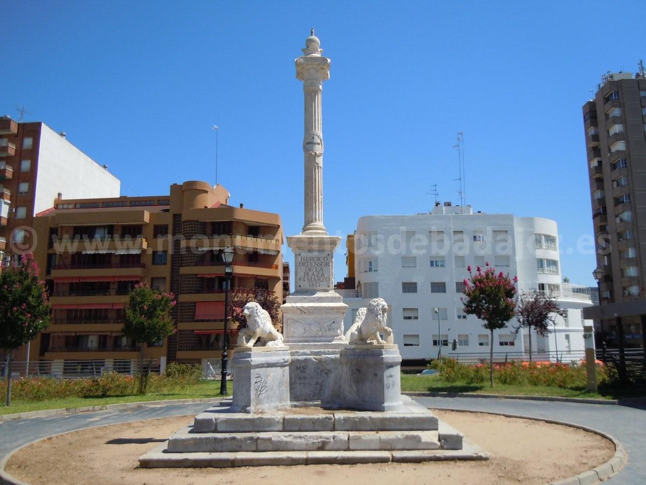 Monumento a la Memoria del General Menacho, Badajoz