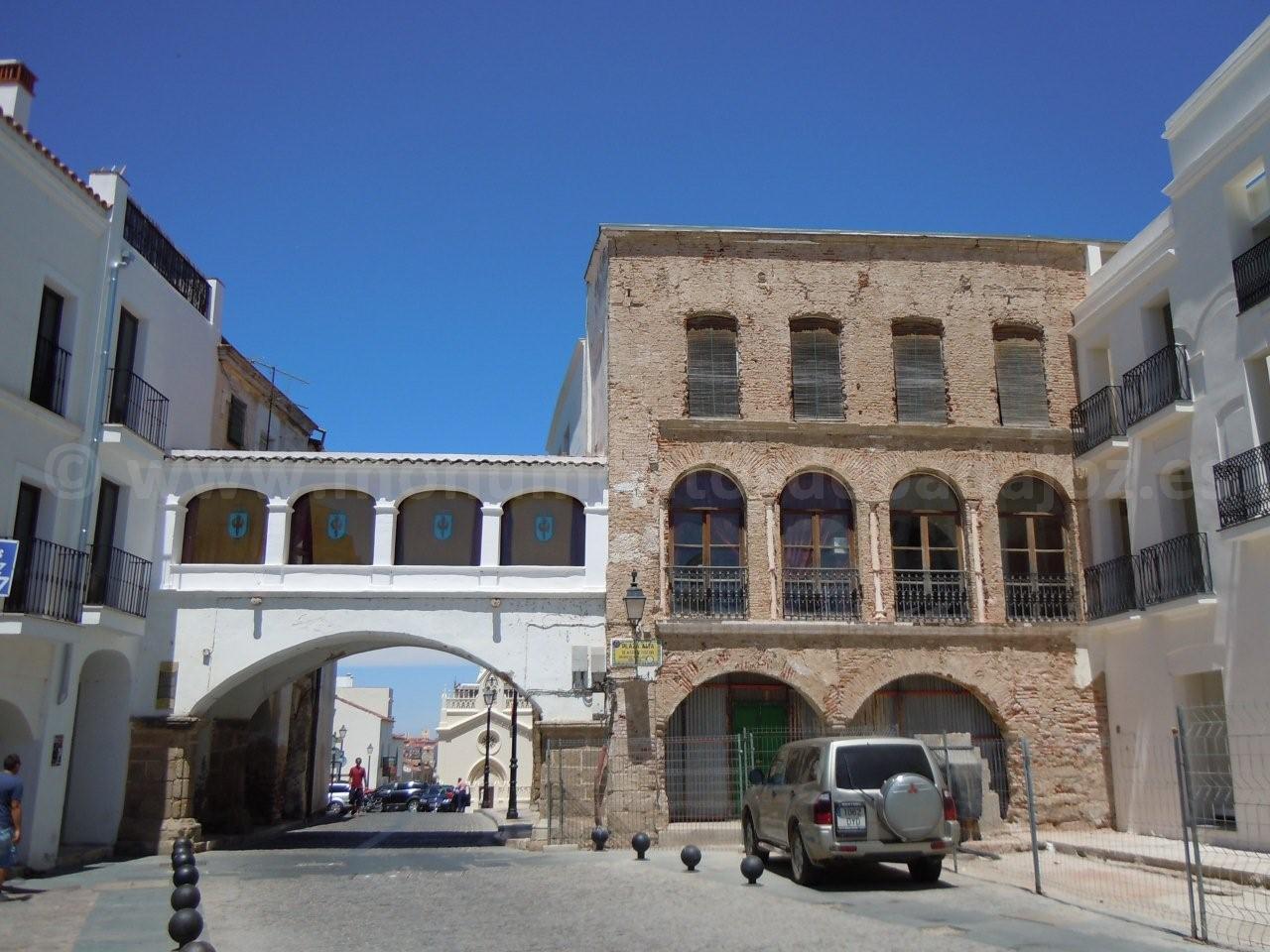 Casa y el Arco del Peso o del Colodrazgo, Plaza Alta de Badajoz